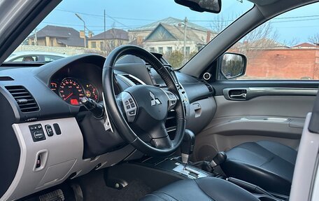 Mitsubishi Pajero Sport II рестайлинг, 2014 год, 2 100 000 рублей, 12 фотография