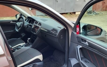 Volkswagen Tiguan II, 2021 год, 3 800 000 рублей, 16 фотография