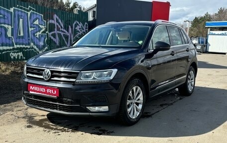 Volkswagen Tiguan II, 2017 год, 2 000 000 рублей, 1 фотография