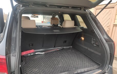 Volkswagen Touareg III, 2013 год, 2 000 000 рублей, 2 фотография