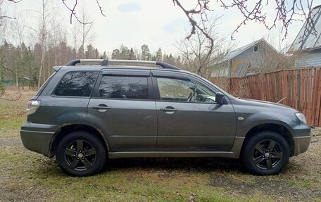 Mitsubishi Outlander III рестайлинг 3, 2005 год, 550 000 рублей, 7 фотография