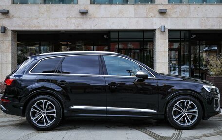 Audi SQ7, 2024 год, 18 700 000 рублей, 4 фотография