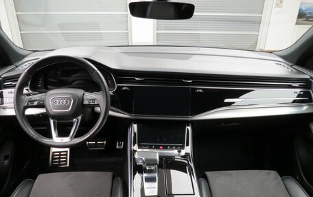 Audi SQ8, 2019 год, 9 950 000 рублей, 6 фотография