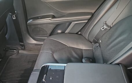 Toyota Camry, 2021 год, 3 700 000 рублей, 7 фотография