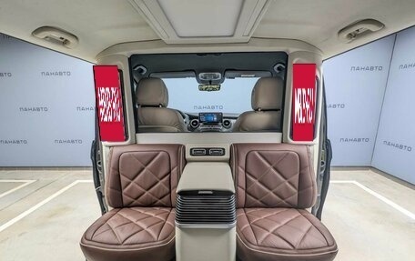 Mercedes-Benz V-Класс, 2023 год, 35 000 000 рублей, 15 фотография