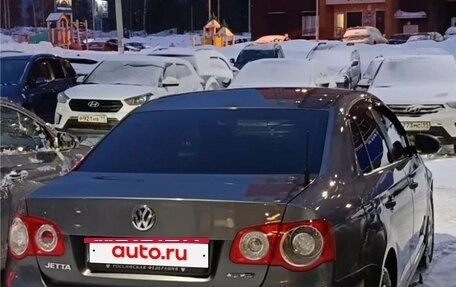 Volkswagen Jetta VI, 2010 год, 970 000 рублей, 2 фотография