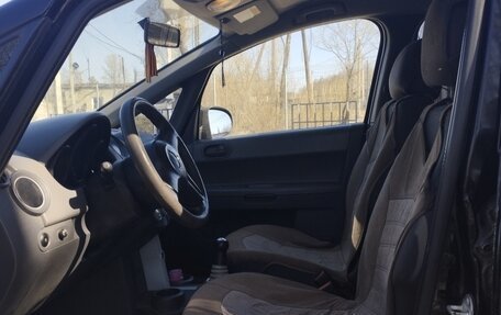 Mitsubishi Colt VI рестайлинг, 2006 год, 350 000 рублей, 11 фотография