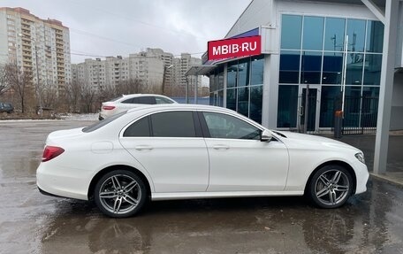 Mercedes-Benz E-Класс, 2019 год, 3 899 900 рублей, 4 фотография