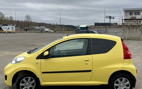 Peugeot 107 I рестайлинг, 2011 год, 450 000 рублей, 7 фотография