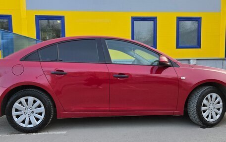 Chevrolet Cruze II, 2010 год, 810 000 рублей, 4 фотография