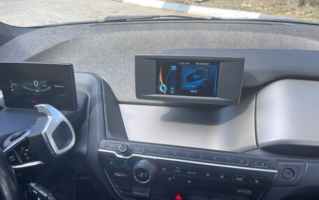 BMW i3 I01 рестайлинг, 2017 год, 1 850 000 рублей, 13 фотография