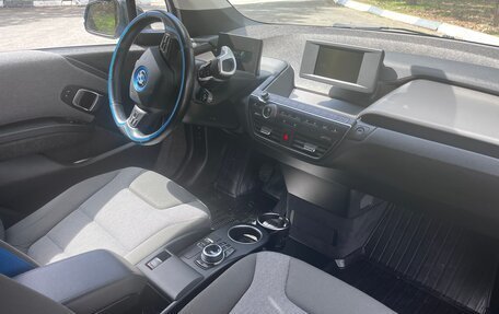 BMW i3 I01 рестайлинг, 2017 год, 1 850 000 рублей, 15 фотография