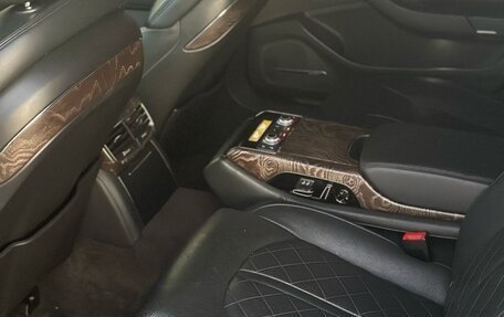 Audi A8, 2015 год, 2 300 000 рублей, 12 фотография