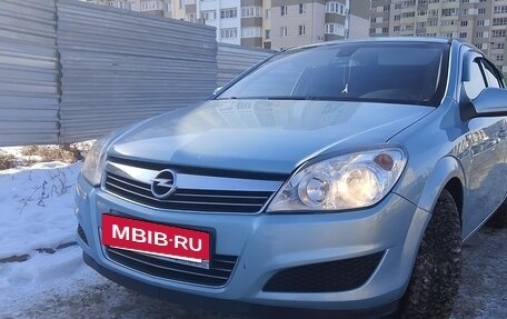 Opel Astra J, 2009 год, 680 000 рублей, 5 фотография