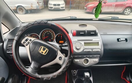 Honda Jazz I рестайлинг, 2005 год, 574 500 рублей, 18 фотография