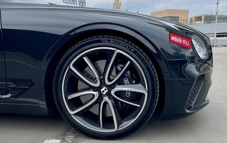 Bentley Continental GT III, 2018 год, 17 000 000 рублей, 10 фотография