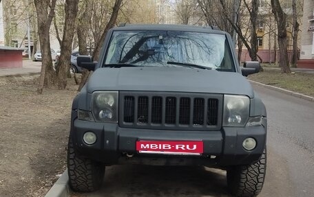 Jeep Commander, 2006 год, 1 800 000 рублей, 2 фотография