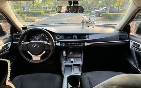 Lexus CT I рестайлинг, 2021 год, 2 170 000 рублей, 15 фотография
