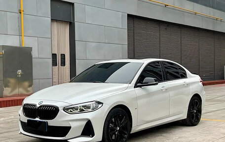BMW 1 серия, 2022 год, 1 890 013 рублей, 1 фотография