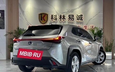 Lexus UX I, 2021 год, 2 750 000 рублей, 2 фотография