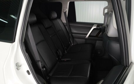 Toyota Land Cruiser Prado 150 рестайлинг 2, 2010 год, 2 779 000 рублей, 7 фотография