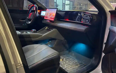 BYD Qin, 2024 год, 2 100 000 рублей, 8 фотография