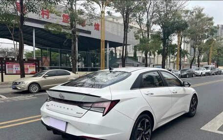 Hyundai Elantra VI рестайлинг, 2021 год, 1 400 000 рублей, 5 фотография