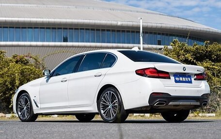 BMW 5 серия, 2023 год, 4 550 000 рублей, 5 фотография