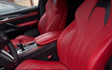 BMW X6 M, 2015 год, 4 100 000 рублей, 6 фотография