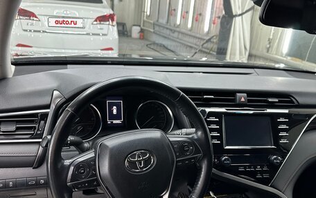 Toyota Camry, 2018 год, 2 850 000 рублей, 13 фотография