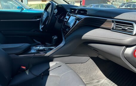 Toyota Camry, 2018 год, 2 850 000 рублей, 11 фотография