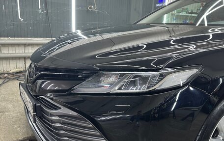 Toyota Camry, 2018 год, 2 850 000 рублей, 17 фотография