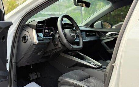 Audi A3, 2022 год, 2 300 300 рублей, 10 фотография