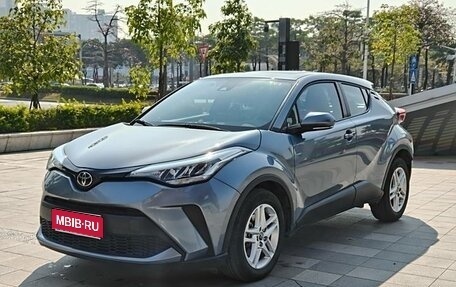 Toyota C-HR I рестайлинг, 2022 год, 1 989 333 рублей, 1 фотография