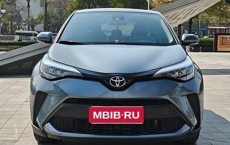 Toyota C-HR I рестайлинг, 2022 год, 1 989 333 рублей, 5 фотография