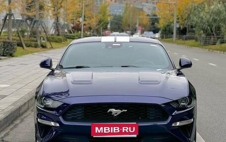 Ford Mustang VI рестайлинг, 2020 год, 2 190 300 рублей, 3 фотография