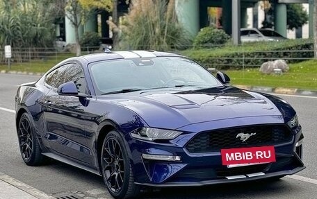 Ford Mustang VI рестайлинг, 2020 год, 2 190 300 рублей, 2 фотография