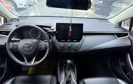 Toyota Corolla, 2023 год, 1 300 000 рублей, 6 фотография