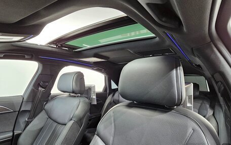 Audi A8, 2023 год, 8 700 000 рублей, 16 фотография