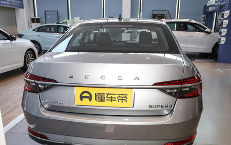 Skoda Superb III рестайлинг, 2022 год, 2 250 700 рублей, 5 фотография