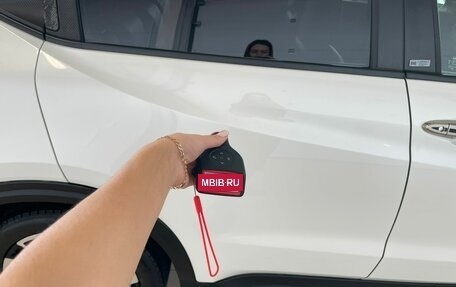 Honda Vezel, 2018 год, 2 499 999 рублей, 26 фотография