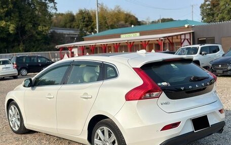 Volvo V40 II рестайлинг, 2020 год, 1 500 000 рублей, 4 фотография