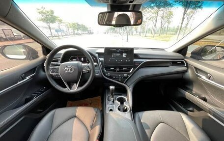 Toyota Camry, 2021 год, 2 409 500 рублей, 10 фотография