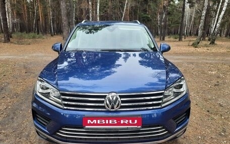 Volkswagen Touareg III, 2015 год, 3 450 000 рублей, 2 фотография