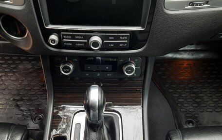 Volkswagen Touareg III, 2015 год, 3 450 000 рублей, 17 фотография