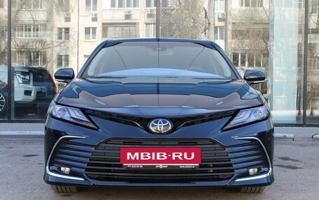 Toyota Camry, 2023 год, 4 150 000 рублей, 2 фотография