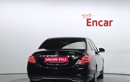 Mercedes-Benz C-Класс, 2018 год, 2 432 000 рублей, 3 фотография