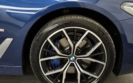 BMW 5 серия, 2021 год, 3 655 000 рублей, 10 фотография