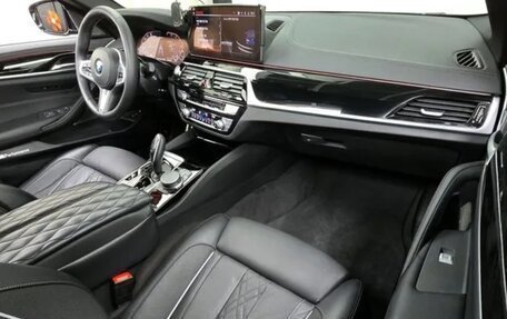 BMW 5 серия, 2021 год, 3 655 000 рублей, 6 фотография