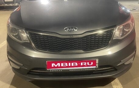 KIA Rio III рестайлинг, 2016 год, 1 000 000 рублей, 8 фотография